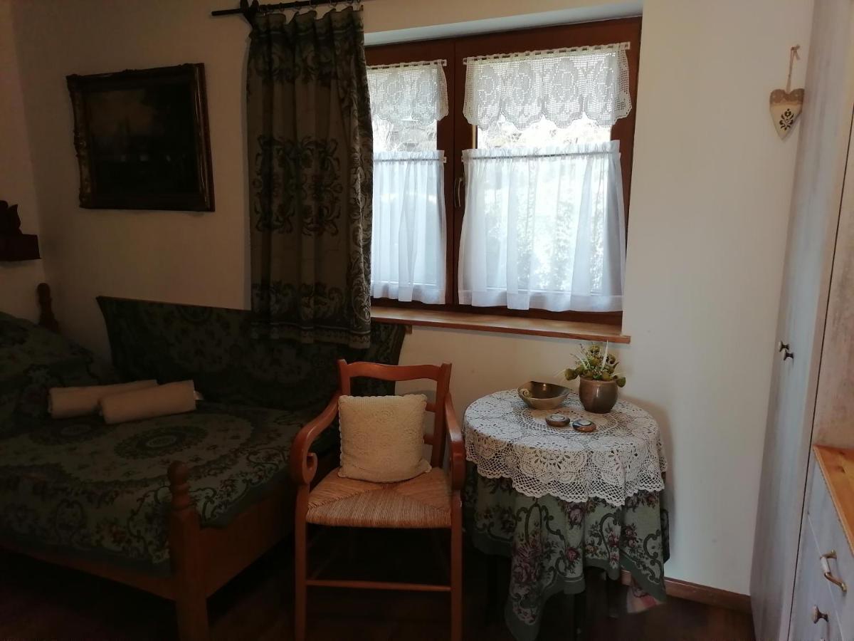 Отель Mives Vendeghaz Pogany Экстерьер фото